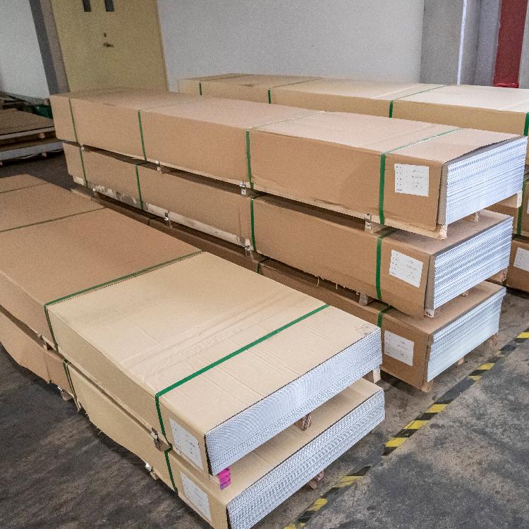 304宽幅不锈钢冷轧板